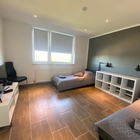 Duisburg Von Oben 3,5 Zimmer 8.Og Frisch Saniert Ngoại thất bức ảnh