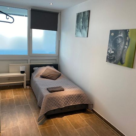 Duisburg Von Oben 3,5 Zimmer 8.Og Frisch Saniert Ngoại thất bức ảnh