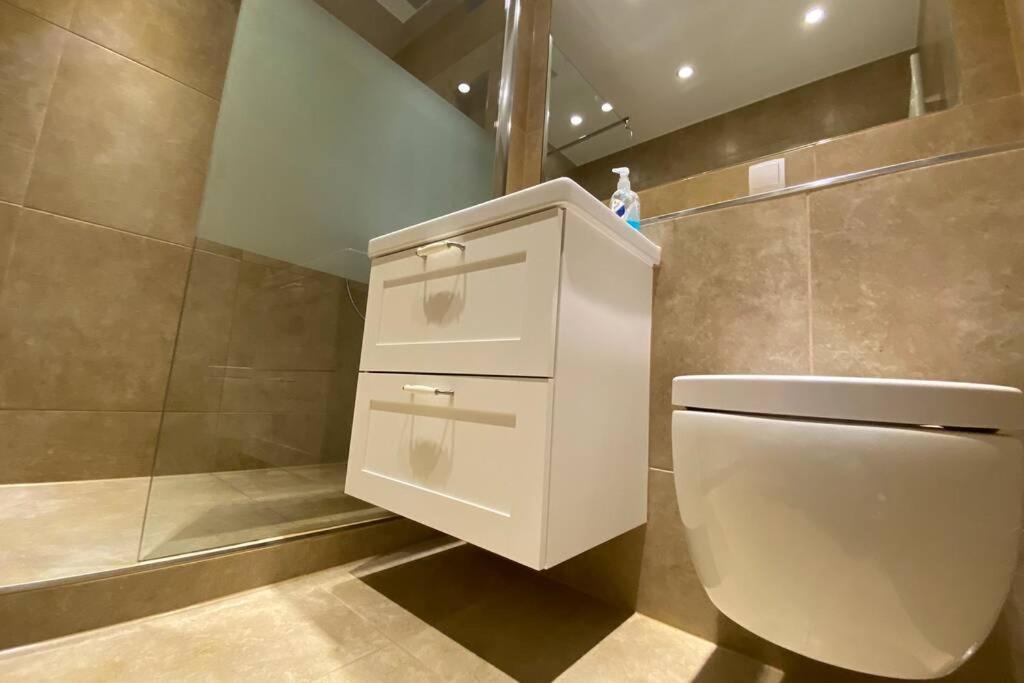 Duisburg Von Oben 3,5 Zimmer 8.Og Frisch Saniert Ngoại thất bức ảnh